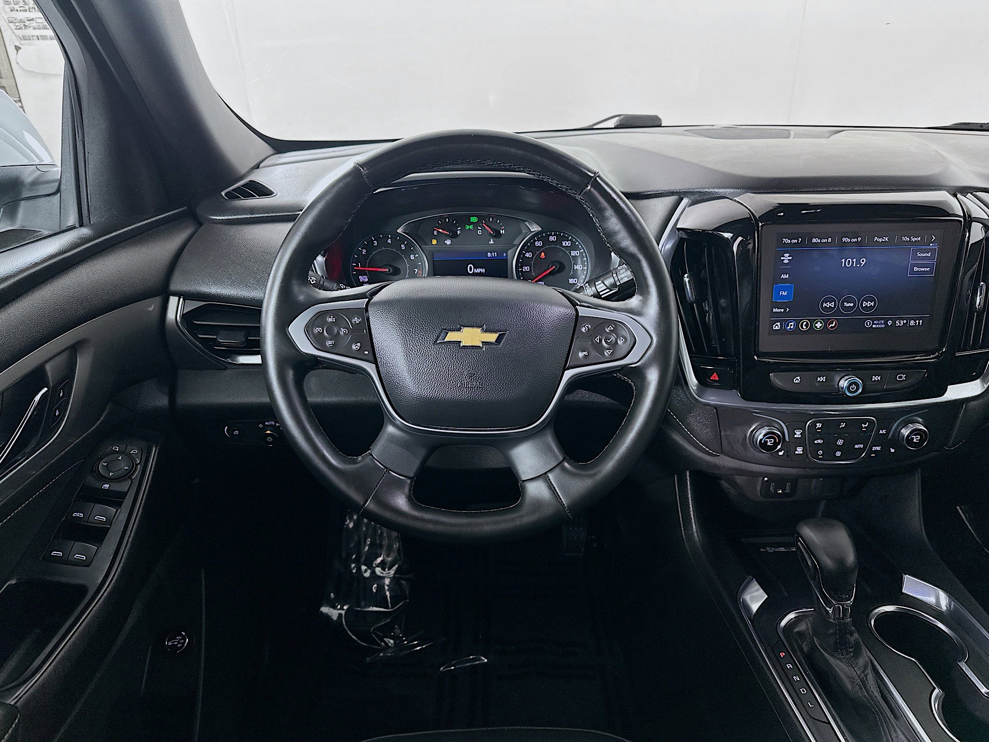 Used 2023 Chevrolet Traverse LT image 21