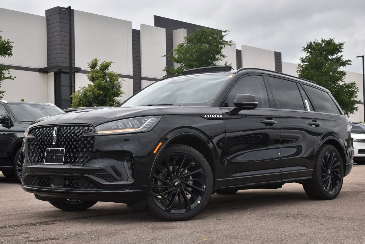 New 2026 Lincoln Aviator Reserve RWD image 1