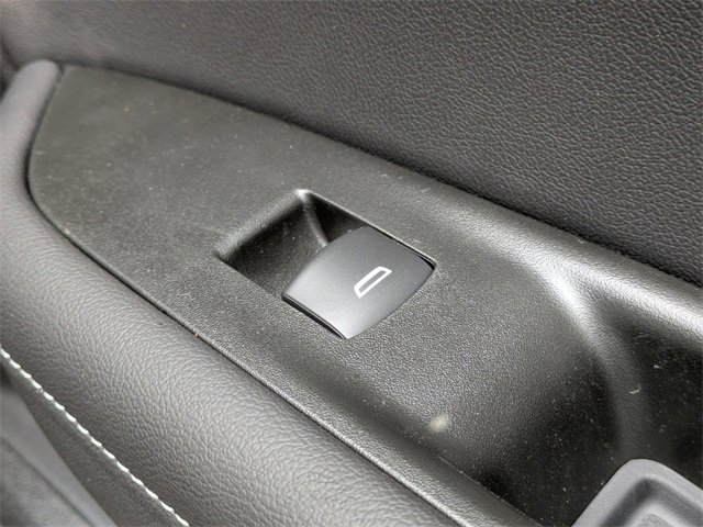 New 2025 Chevrolet Blazer LT image 30