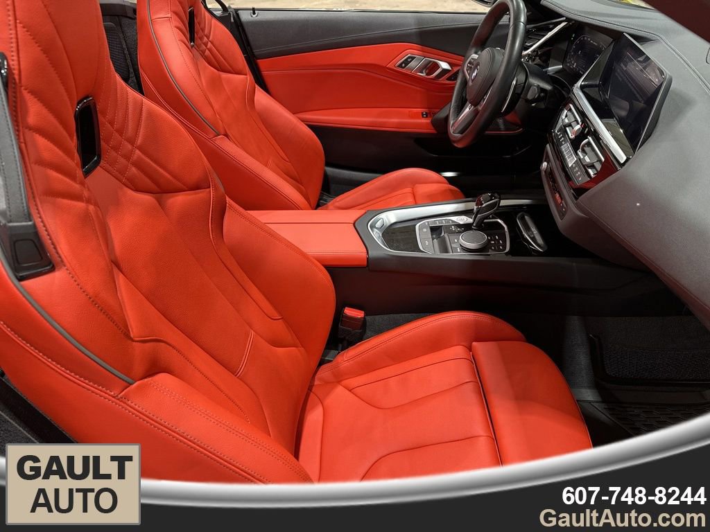 Certified 2023 BMW Z4 M40i w/ Premium Package image 16