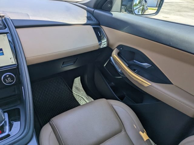 Used 2021 Jaguar E-PACE SE AWD/4WD image 17