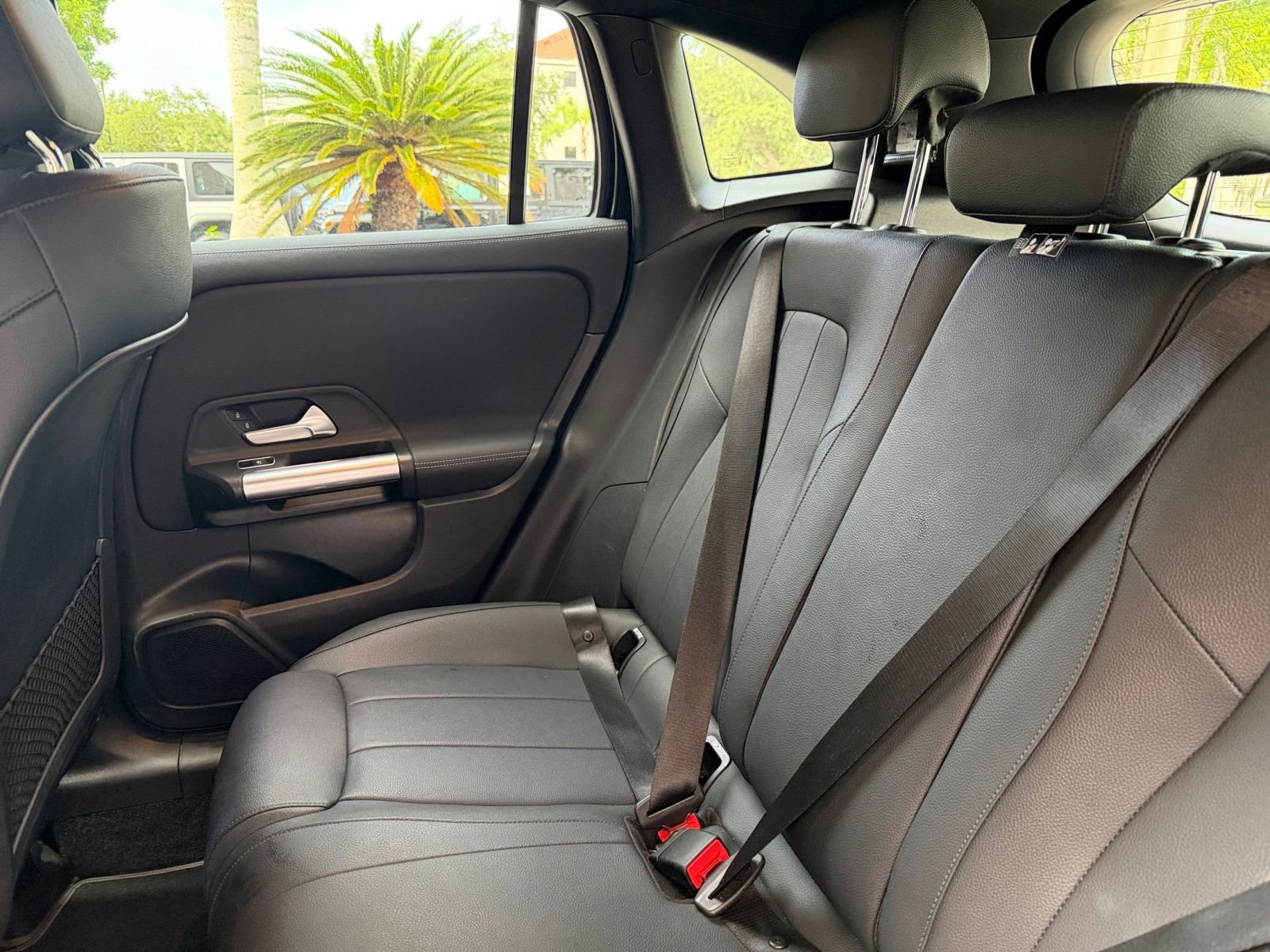 Used 2025 Mercedes-Benz GLA 250 image 35