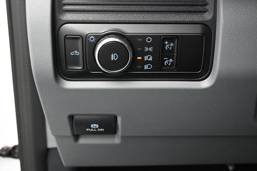 New 2026 Ford F250 XL w/ STX Appearance Package AWD/4WD image 12