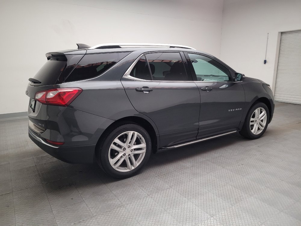 Used 2019 Chevrolet Equinox LT w/ Sun & Navigation Package AWD/4WD image 10