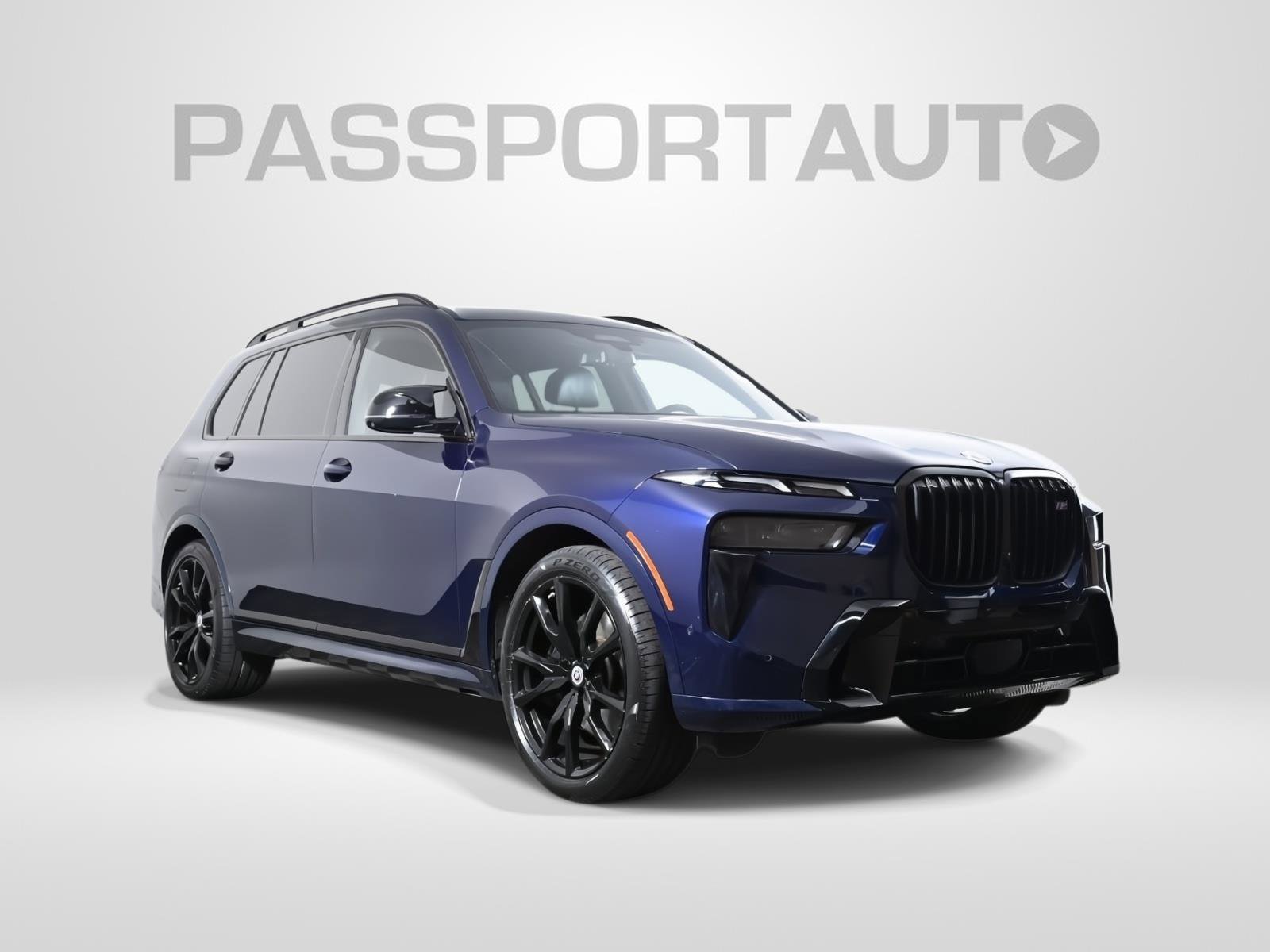 Used 2023 BMW X7 M60i w/ Executive Package AWD/4WD image 3