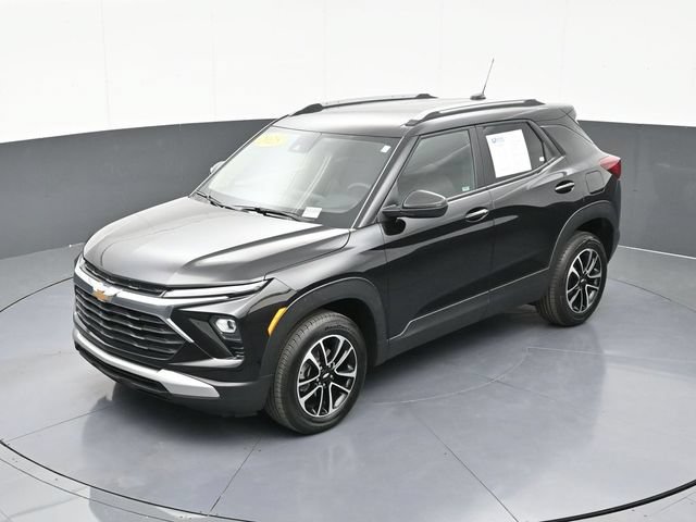 Used 2025 Chevrolet TrailBlazer LT AWD/4WD image 63
