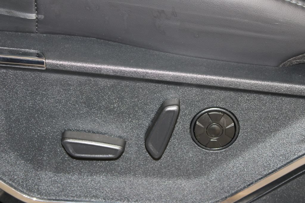 Used 2026 Ford F250 Platinum AWD/4WD image 18
