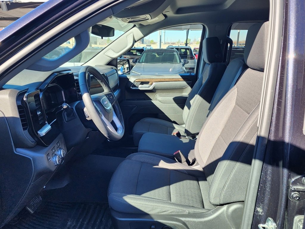 New 2026 GMC Sierra 1500 Elevation image 17