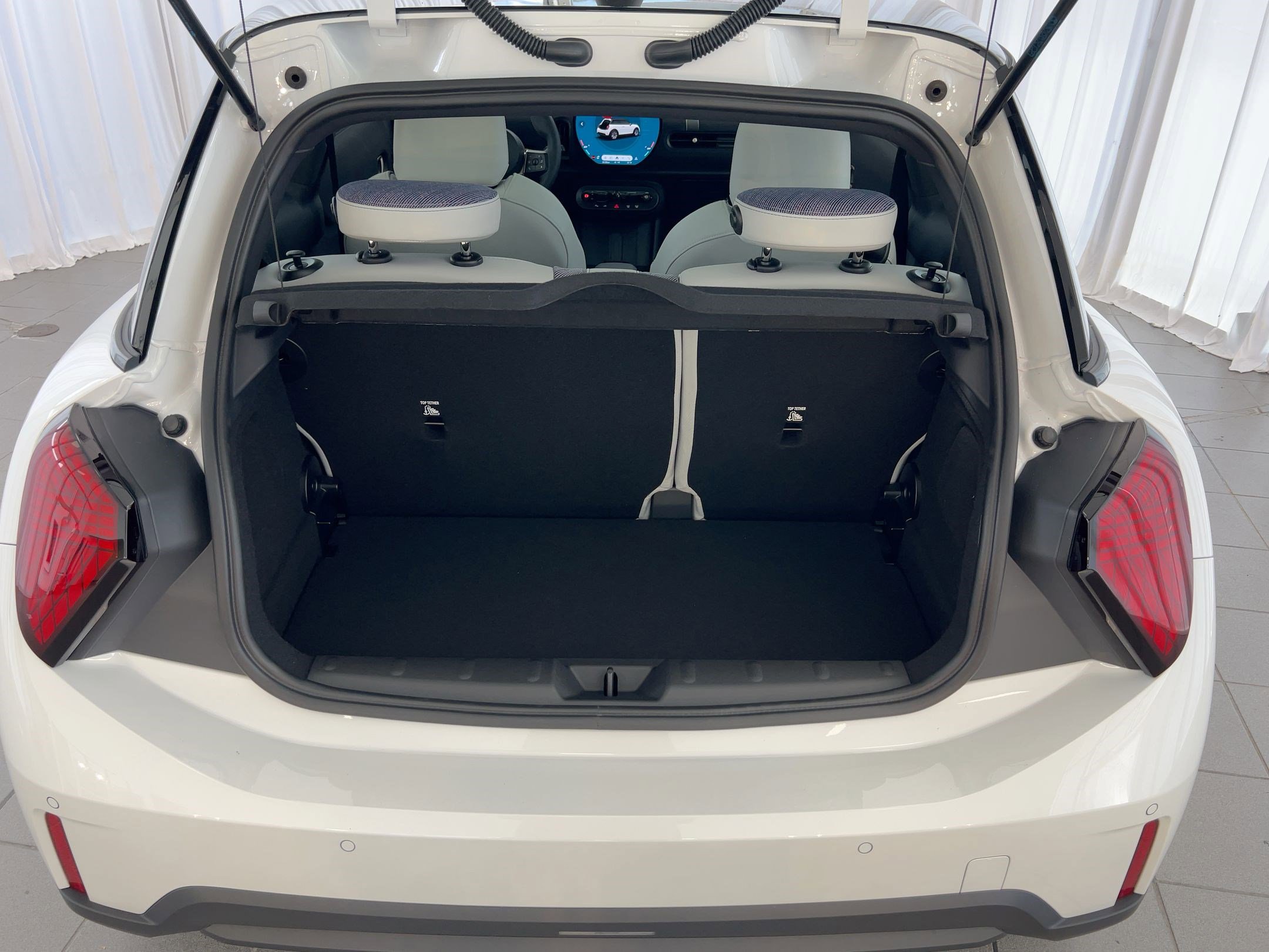 New 2026 MINI Cooper 2-Door Hardtop FWD image 33