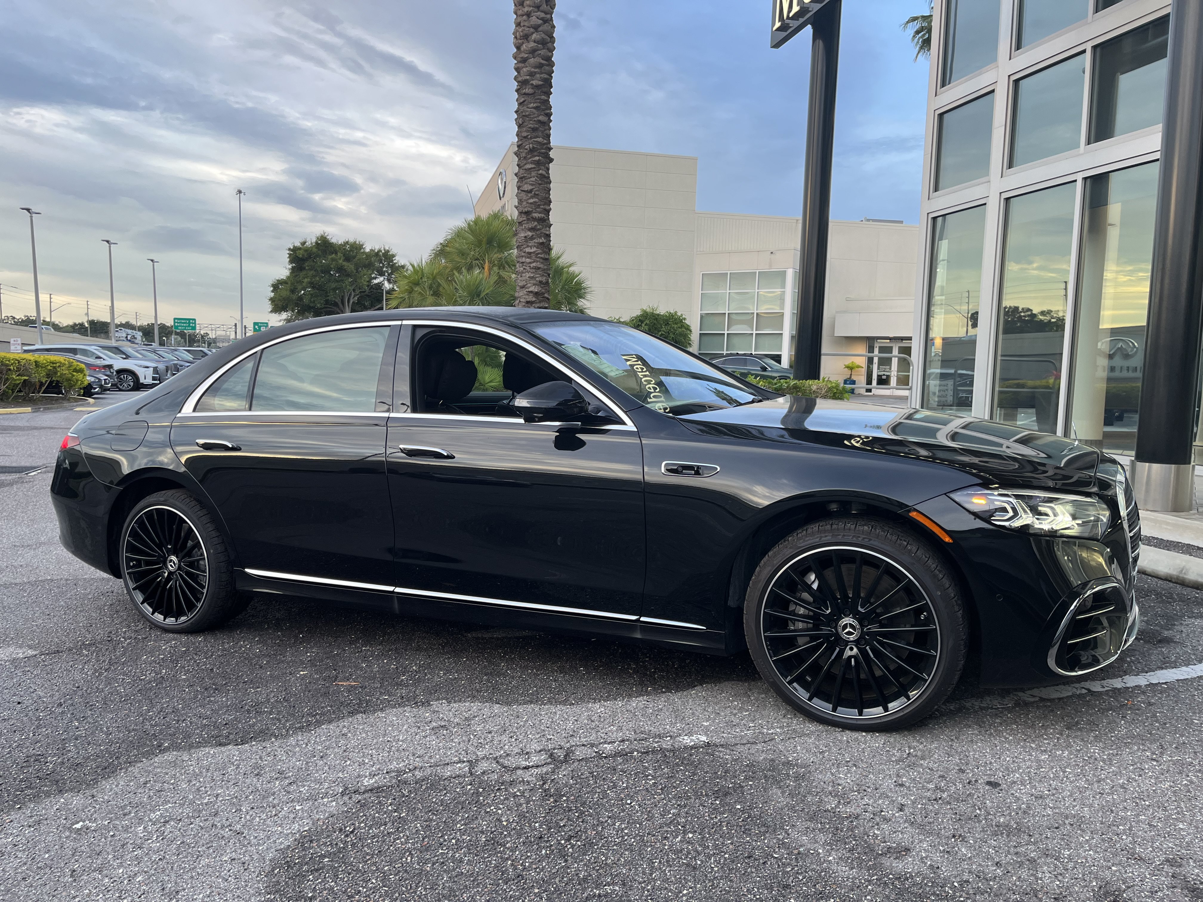 New 2027 Mercedes-Benz S 580 4MATIC Sedan image 9