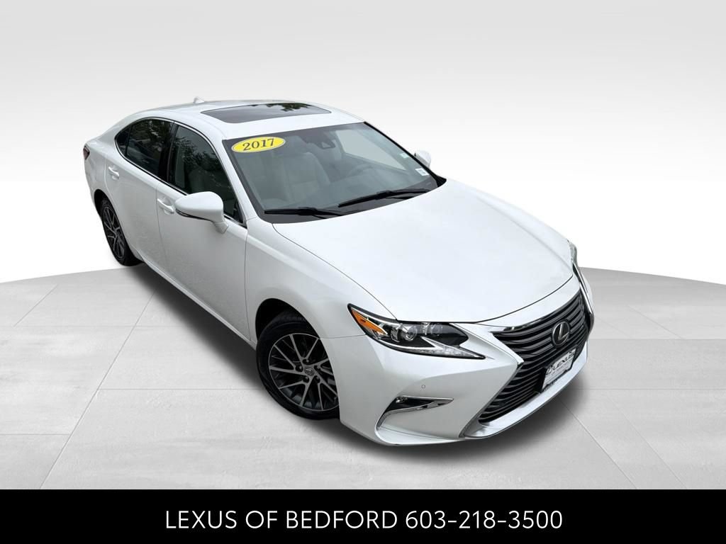 Used 2017 Lexus ES 350 w/ Luxury Package FWD image 3