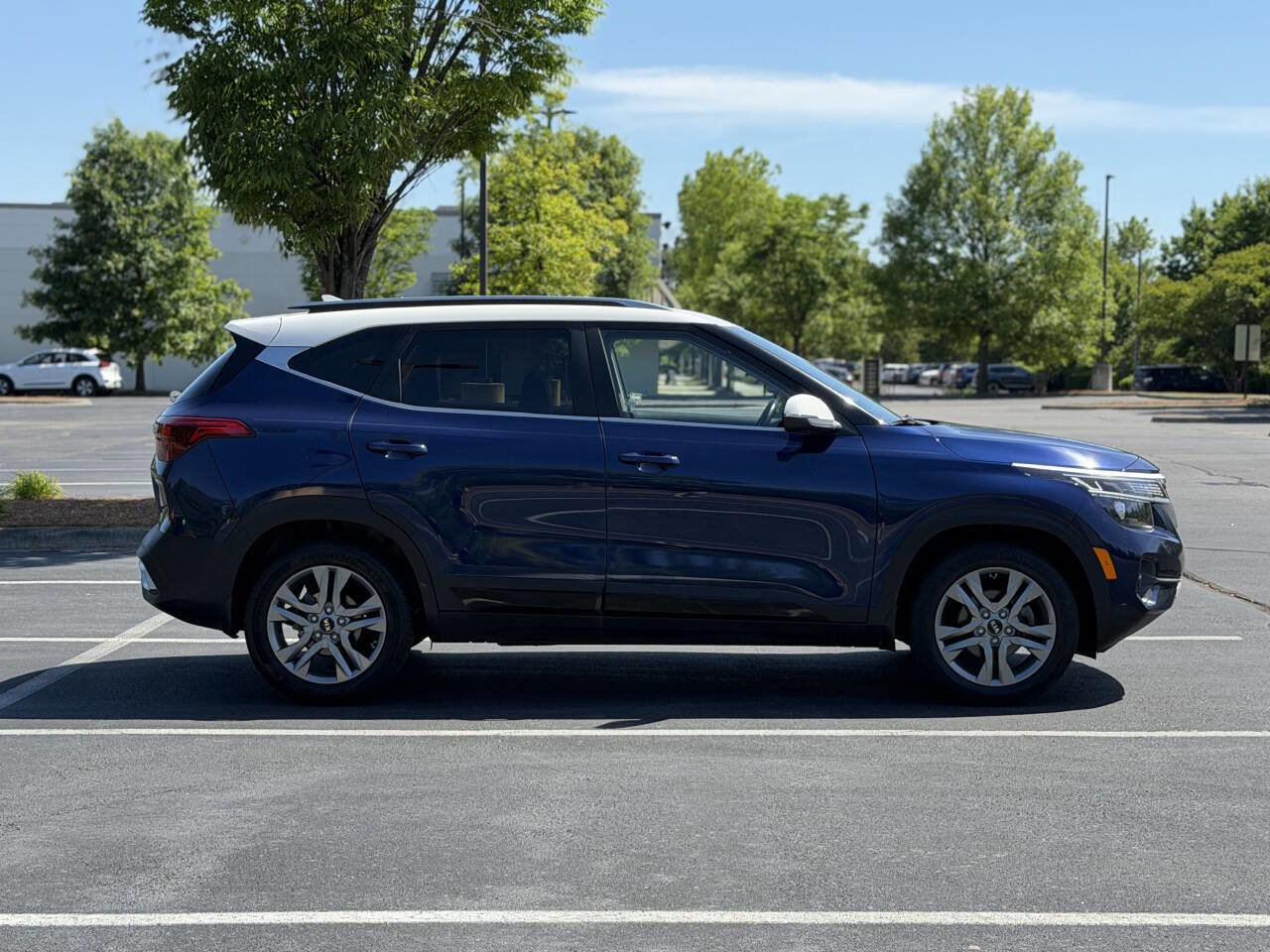 Used 2021 Kia Seltos S FWD image 8