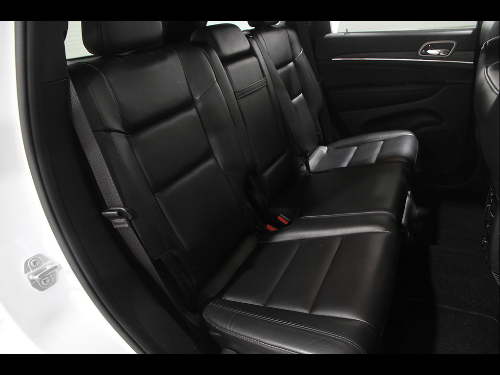 Used 2021 Jeep Grand Cherokee Limited AWD/4WD image 20