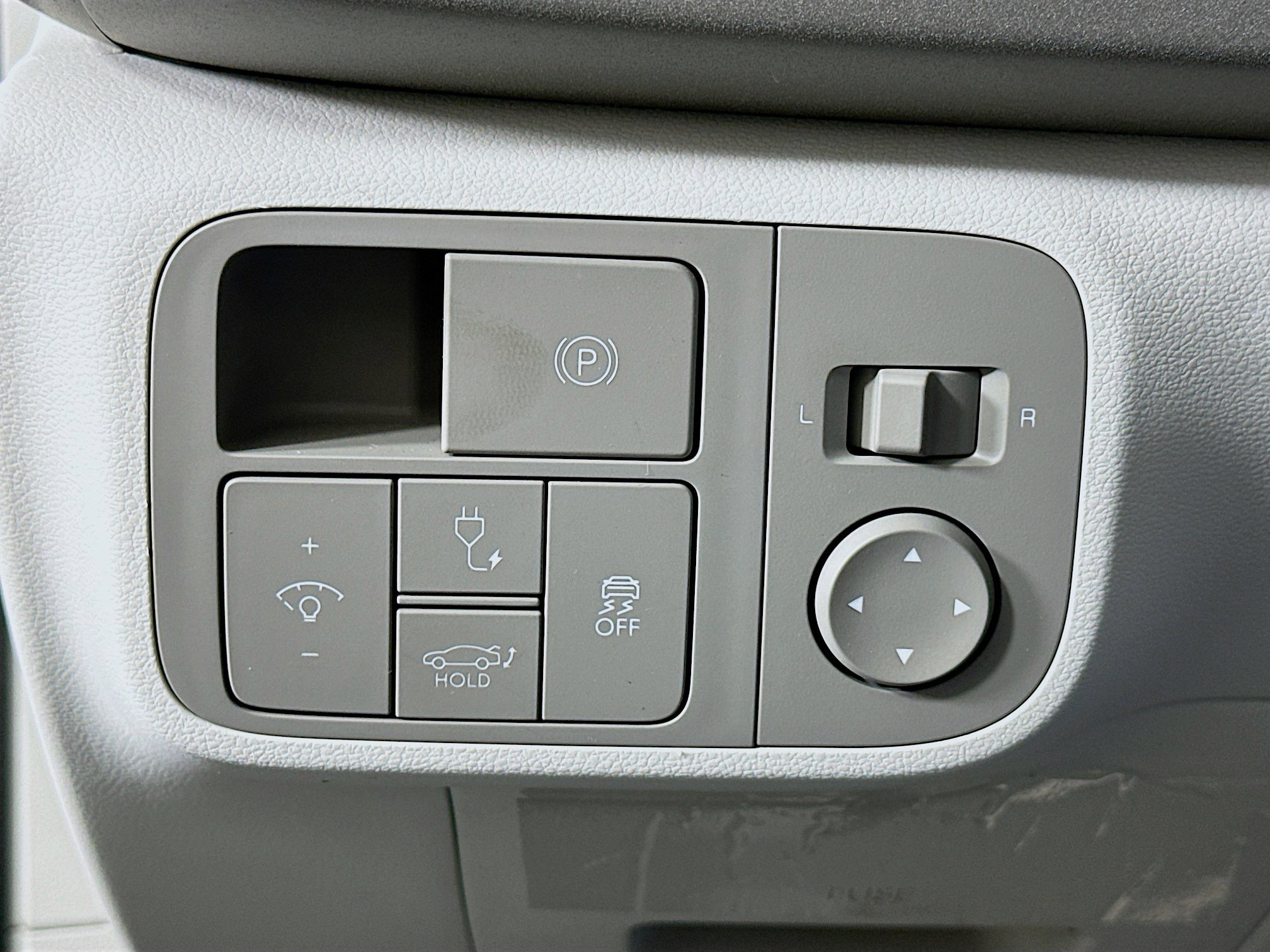 Used 2024 Hyundai Ioniq 6 SEL RWD image 17