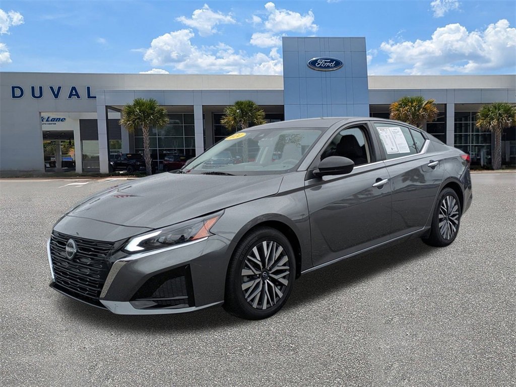 Used 2024 Nissan Altima 2.5 SV image 7