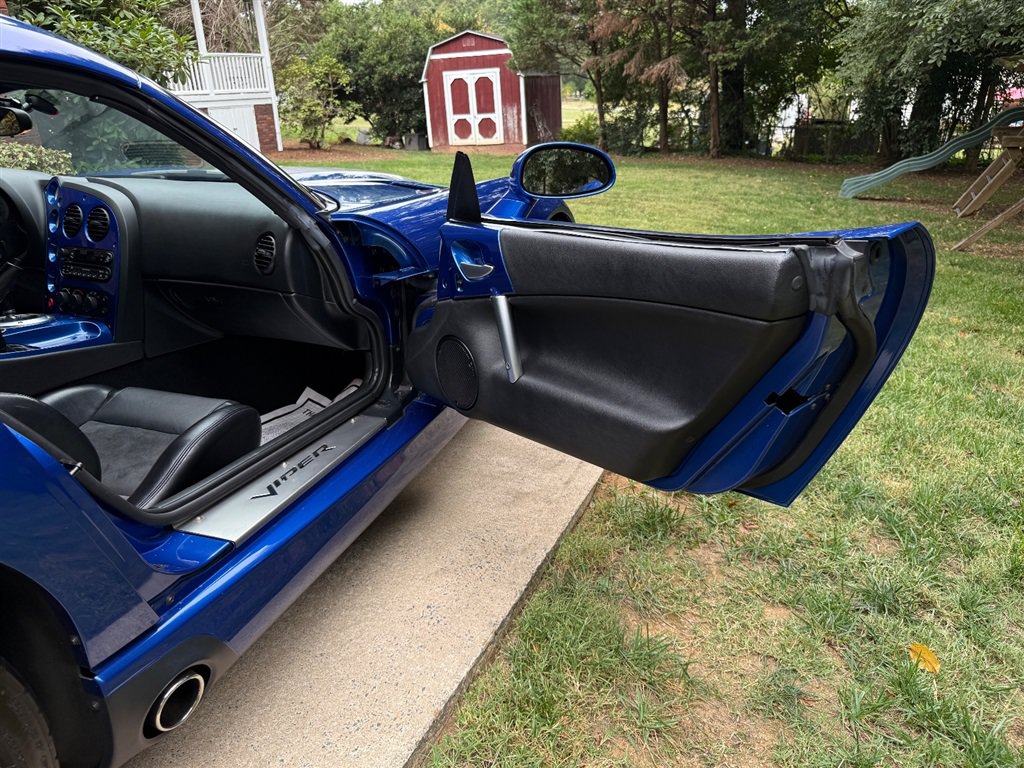 Used 2006 Dodge Viper SRT-10 RWD image 62