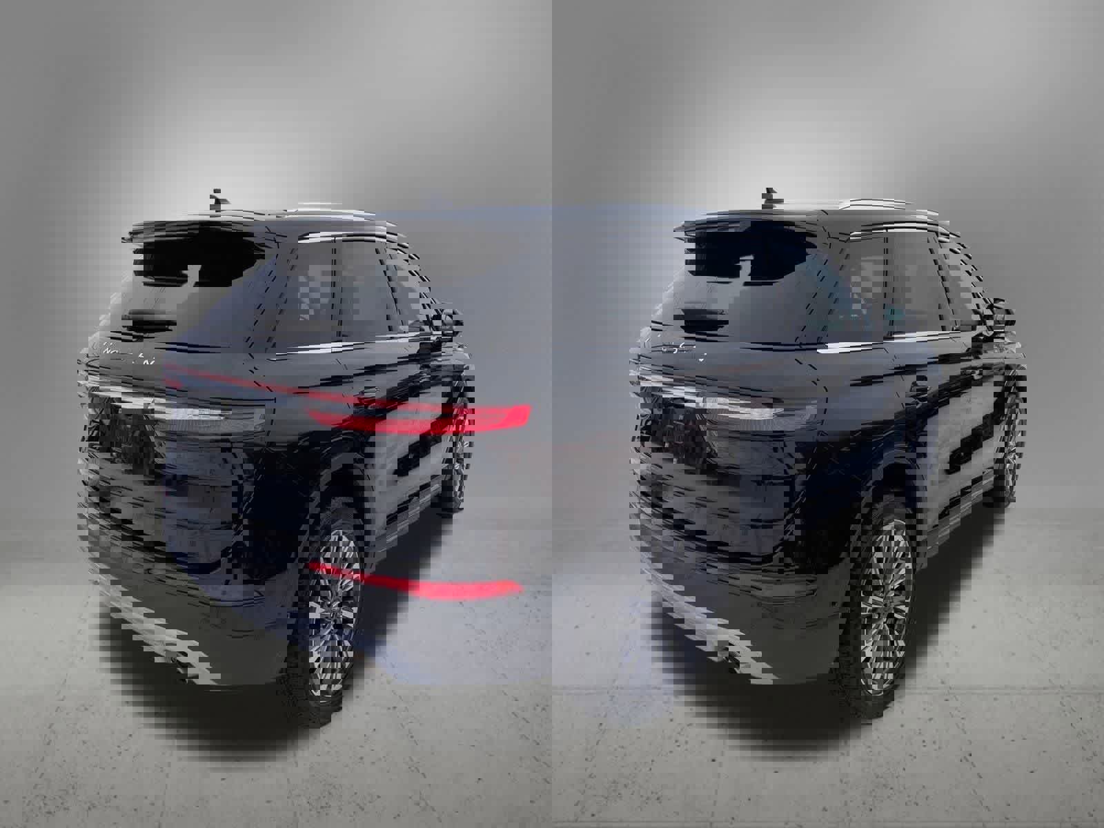 Used 2021 Lincoln Corsair Reserve w/ Equipment Group 201A image 6