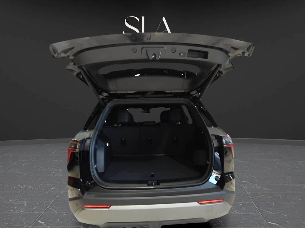 Used 2026 Chevrolet Equinox LT w/ Convenience Package II AWD/4WD image 9