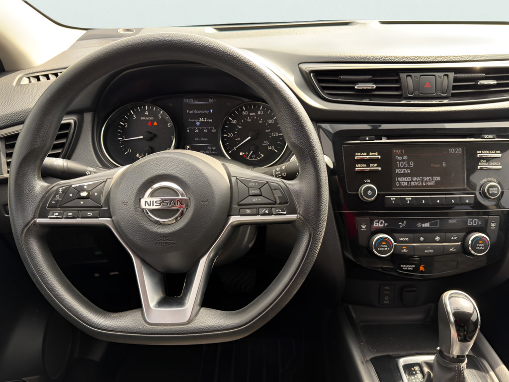 Used 2018 Nissan Rogue Sport SV FWD image 25