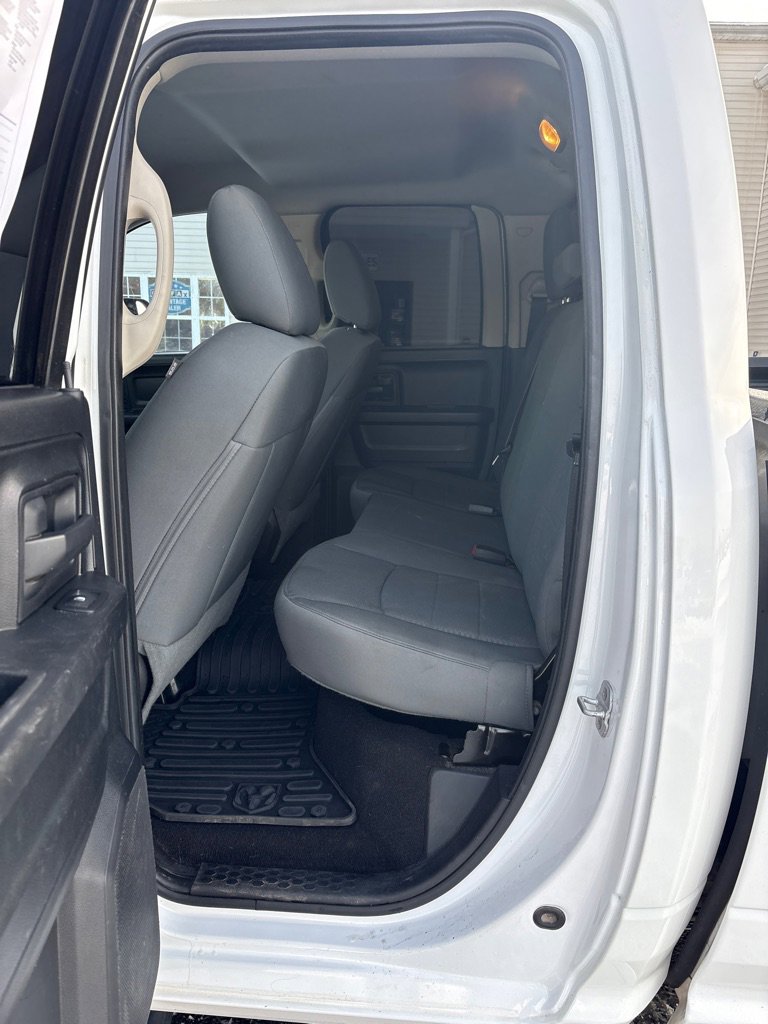 Used 2014 RAM 1500 Express image 10