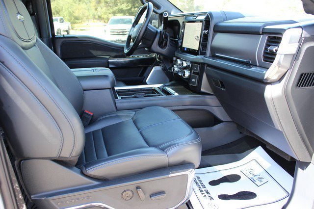 Used 2025 Ford F350 Platinum AWD/4WD image 17