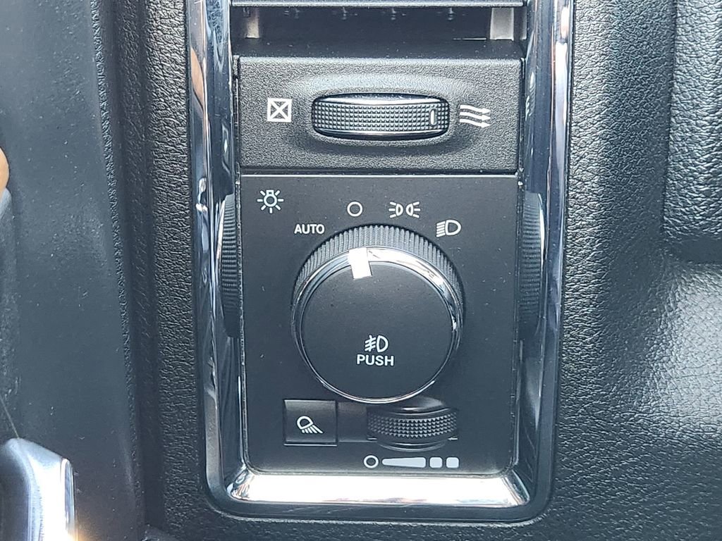 Used 2018 RAM 3500 Laramie Longhorn image 27