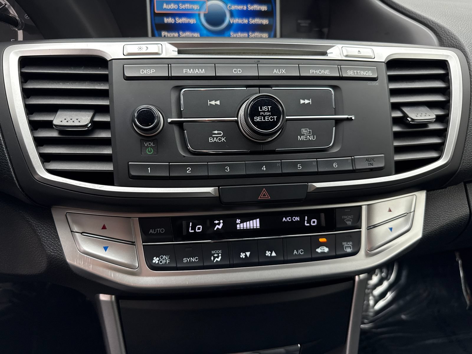 Used 2015 Honda Accord LX image 27