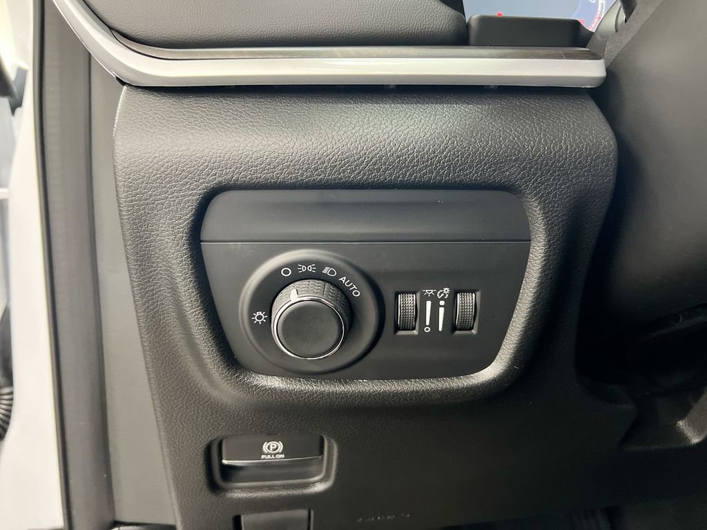 New 2026 Jeep Grand Cherokee 4WD image 19