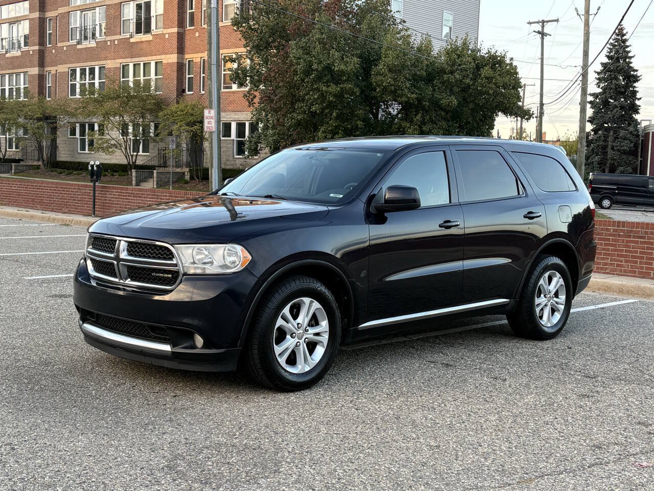 Used 2011 Dodge Durango Express AWD/4WD image 2