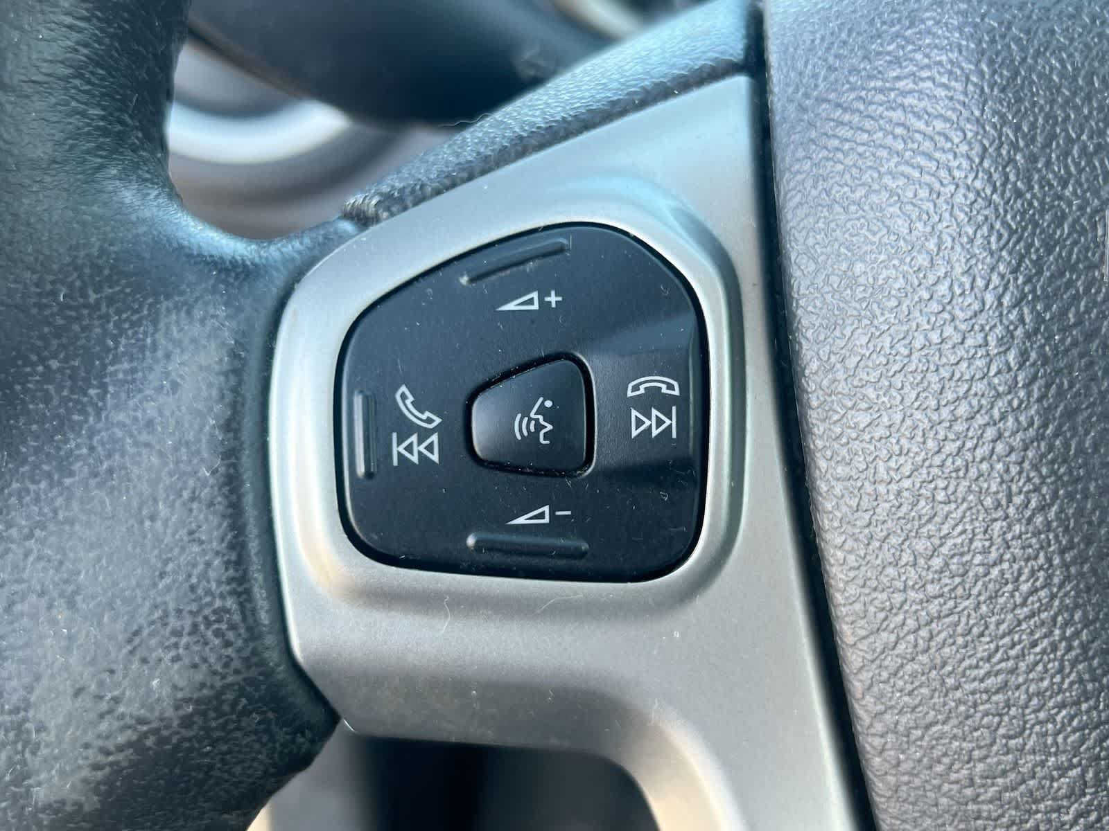 Used 2013 Ford Fiesta SE FWD image 23
