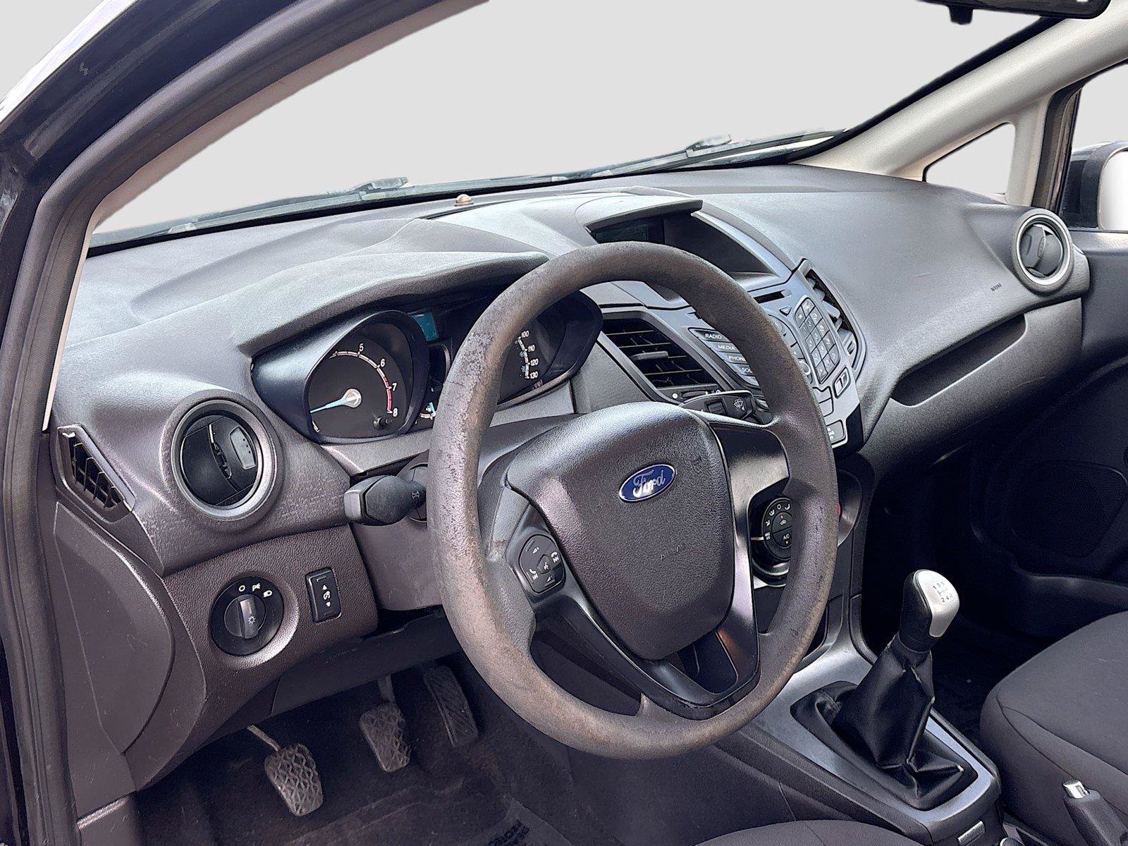 Used 2015 Ford Fiesta S FWD image 9