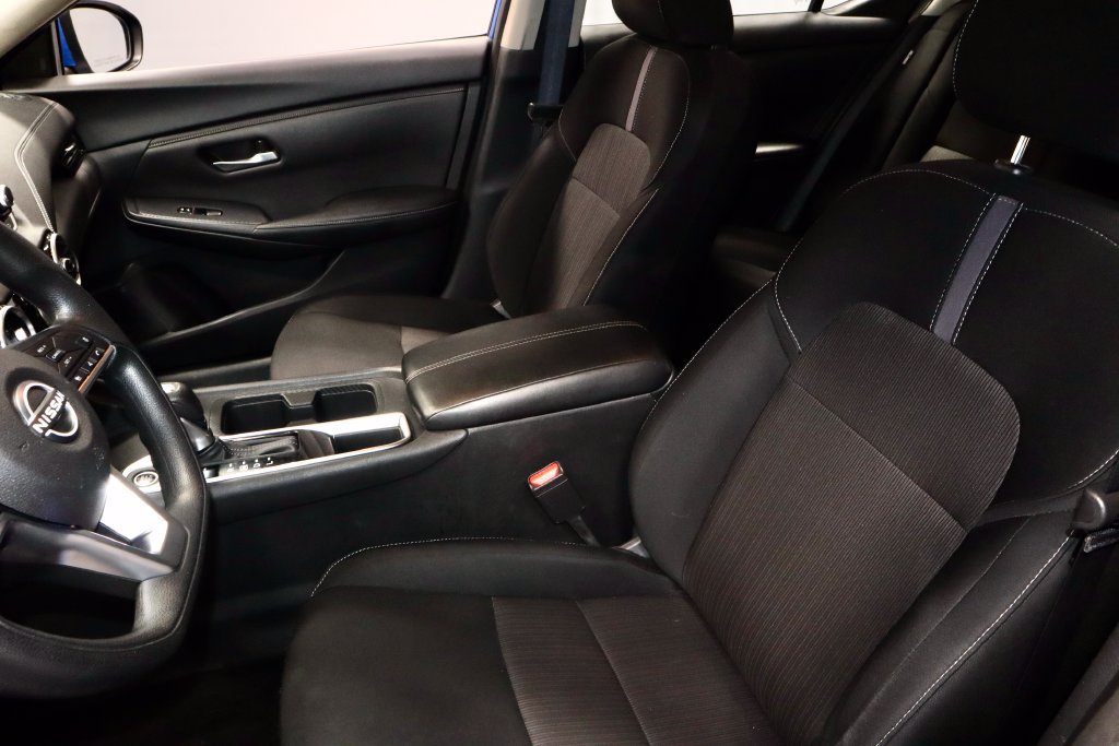 Certified 2024 Nissan Sentra SV FWD image 23