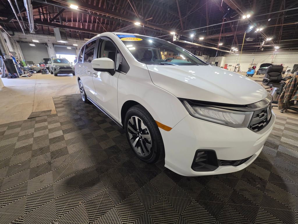 Used 2025 Honda Odyssey EX-L image 7