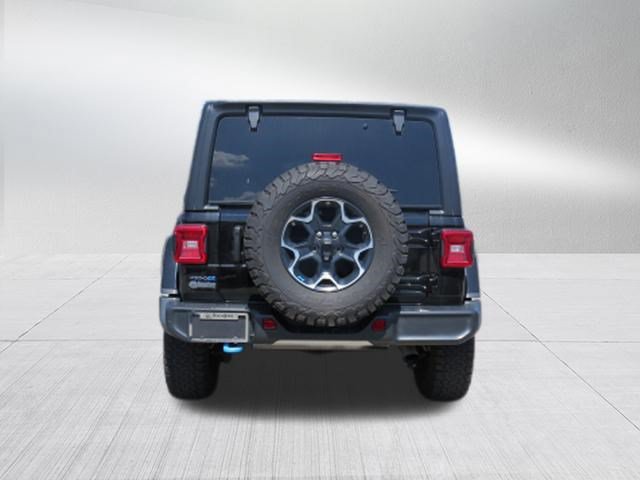 Used 2022 Jeep Wrangler Unlimited Rubicon 4xe AWD/4WD image 4
