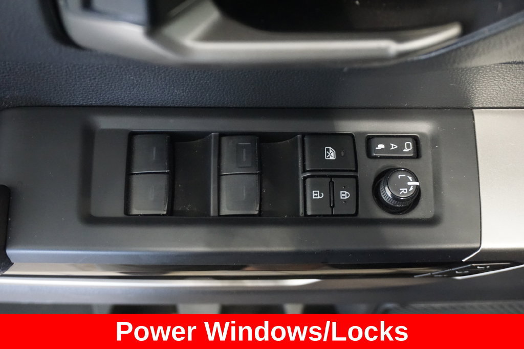 Used 2024 Toyota Tundra Limited AWD/4WD image 5