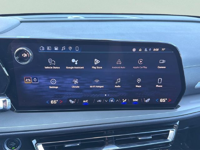Certified 2024 Chevrolet Traverse LT FWD image 10