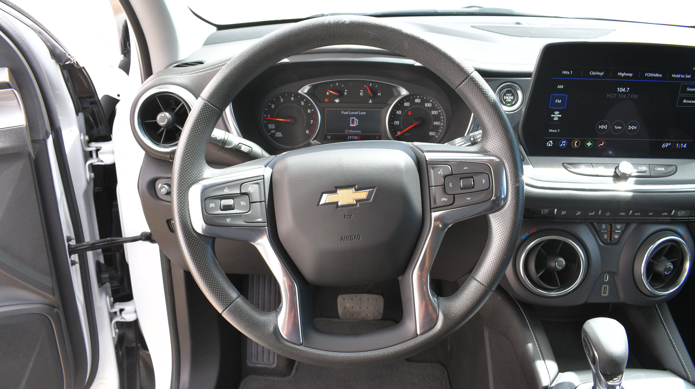 Used 2023 Chevrolet Blazer LT FWD image 13