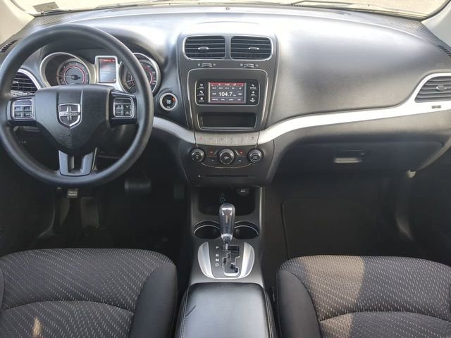 Used 2018 Dodge Journey SE image 14
