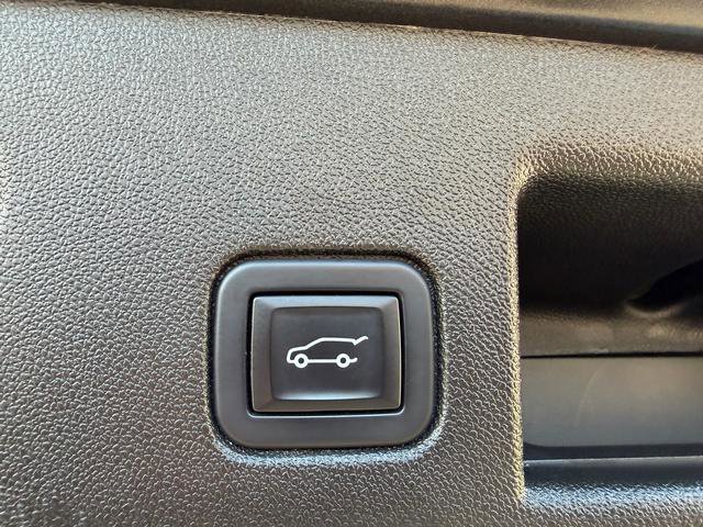 Used 2022 Chevrolet Equinox RS w/ RS Leather Package AWD/4WD image 19