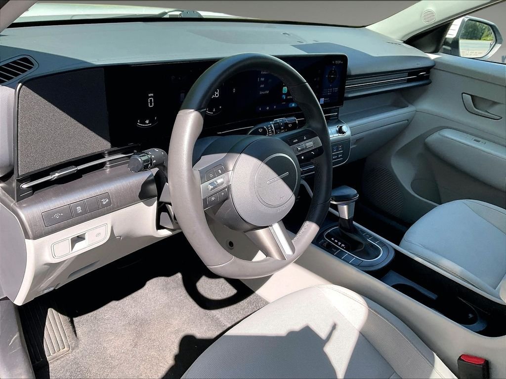 Used 2025 Hyundai Kona SEL AWD/4WD image 8