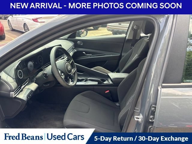 Used 2024 Hyundai Elantra SEL FWD image 11