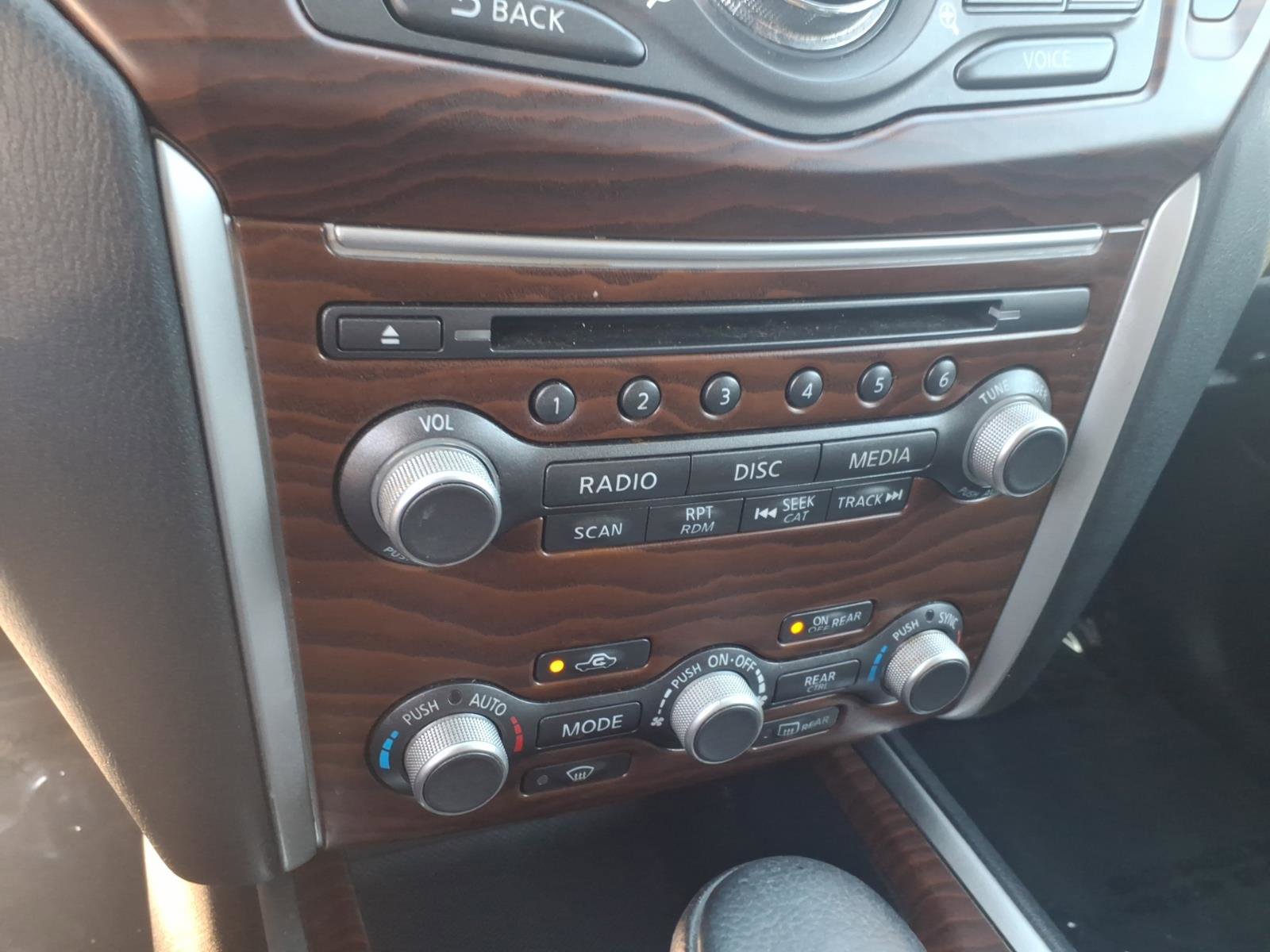Certified 2020 Nissan Pathfinder Platinum FWD image 23