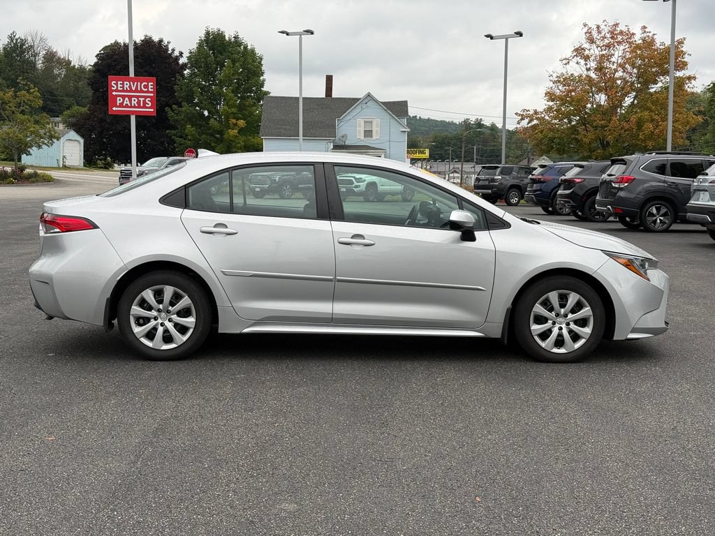 Used 2023 Toyota Corolla LE FWD image 7