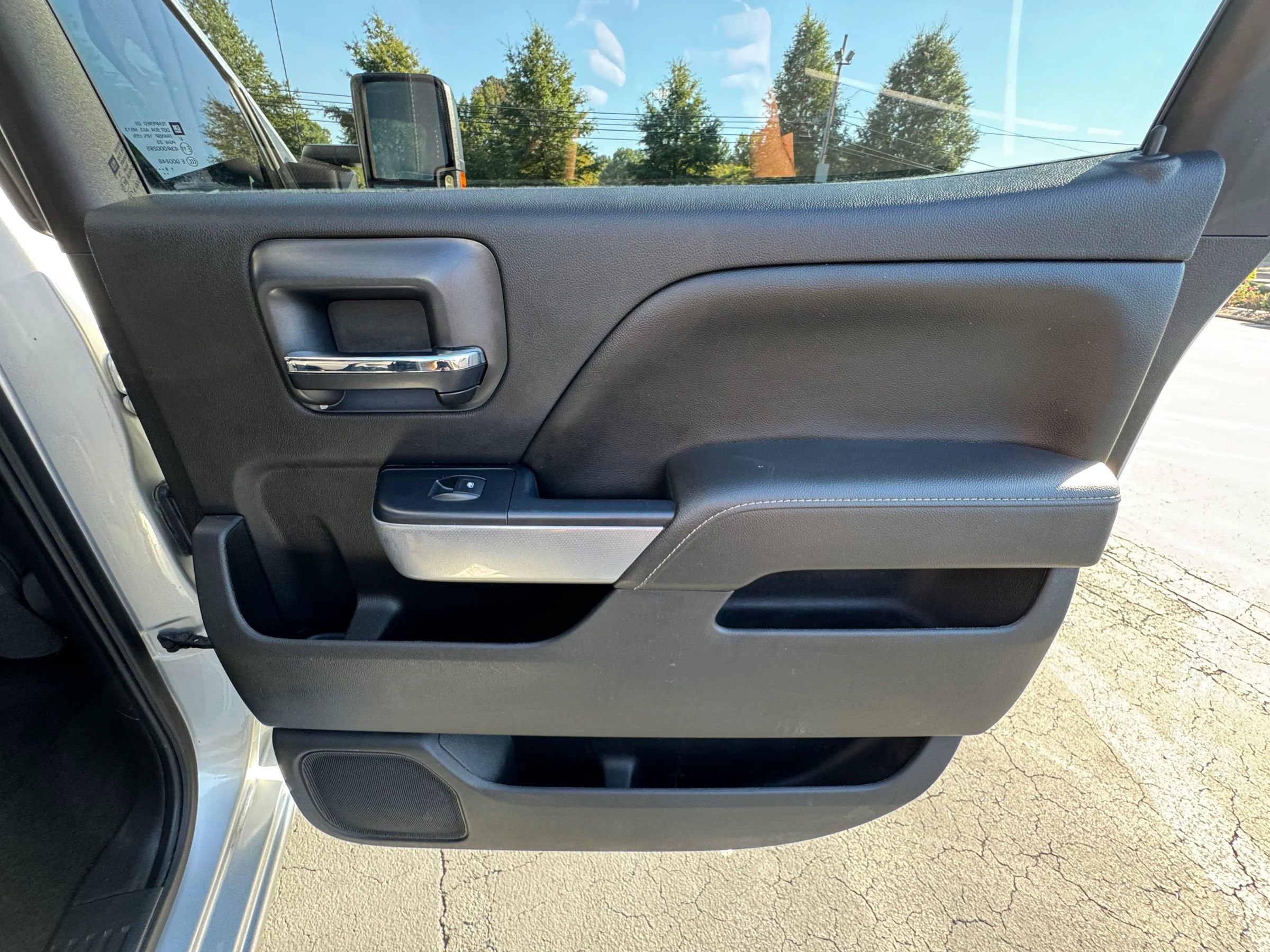 Used 2016 Chevrolet Silverado 2500 LT w/ LT Convenience Package image 21