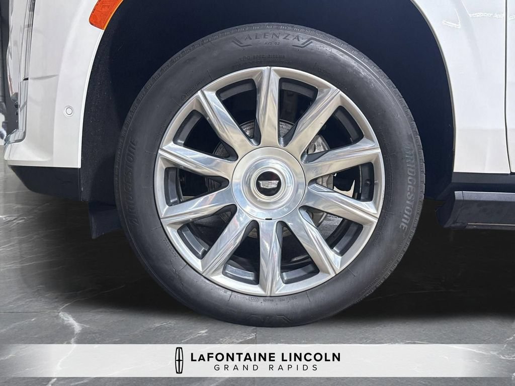 Used 2023 Cadillac Escalade Premium Luxury Platinum AWD/4WD image 33