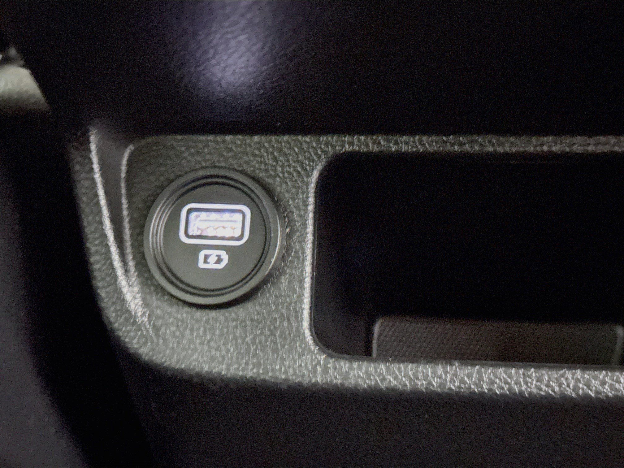 Used 2022 Kia Seltos S FWD image 42
