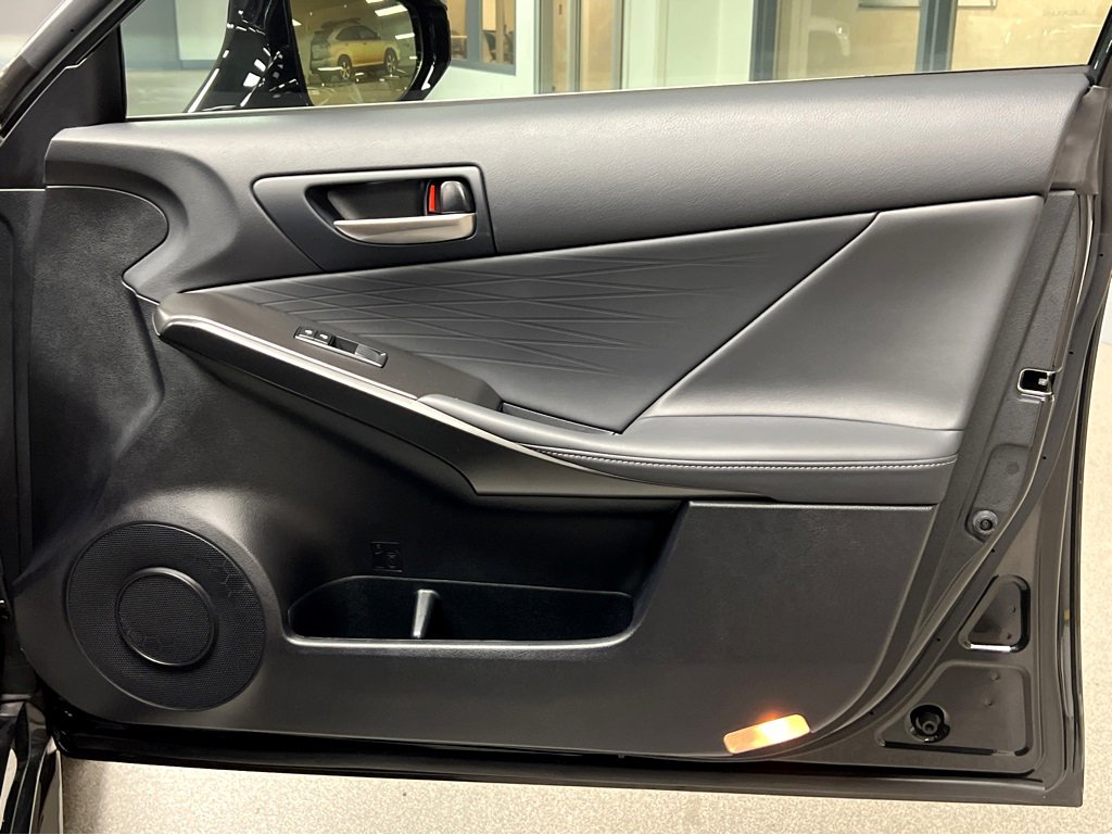 Certified 2024 Lexus IS 350 F Sport image 24