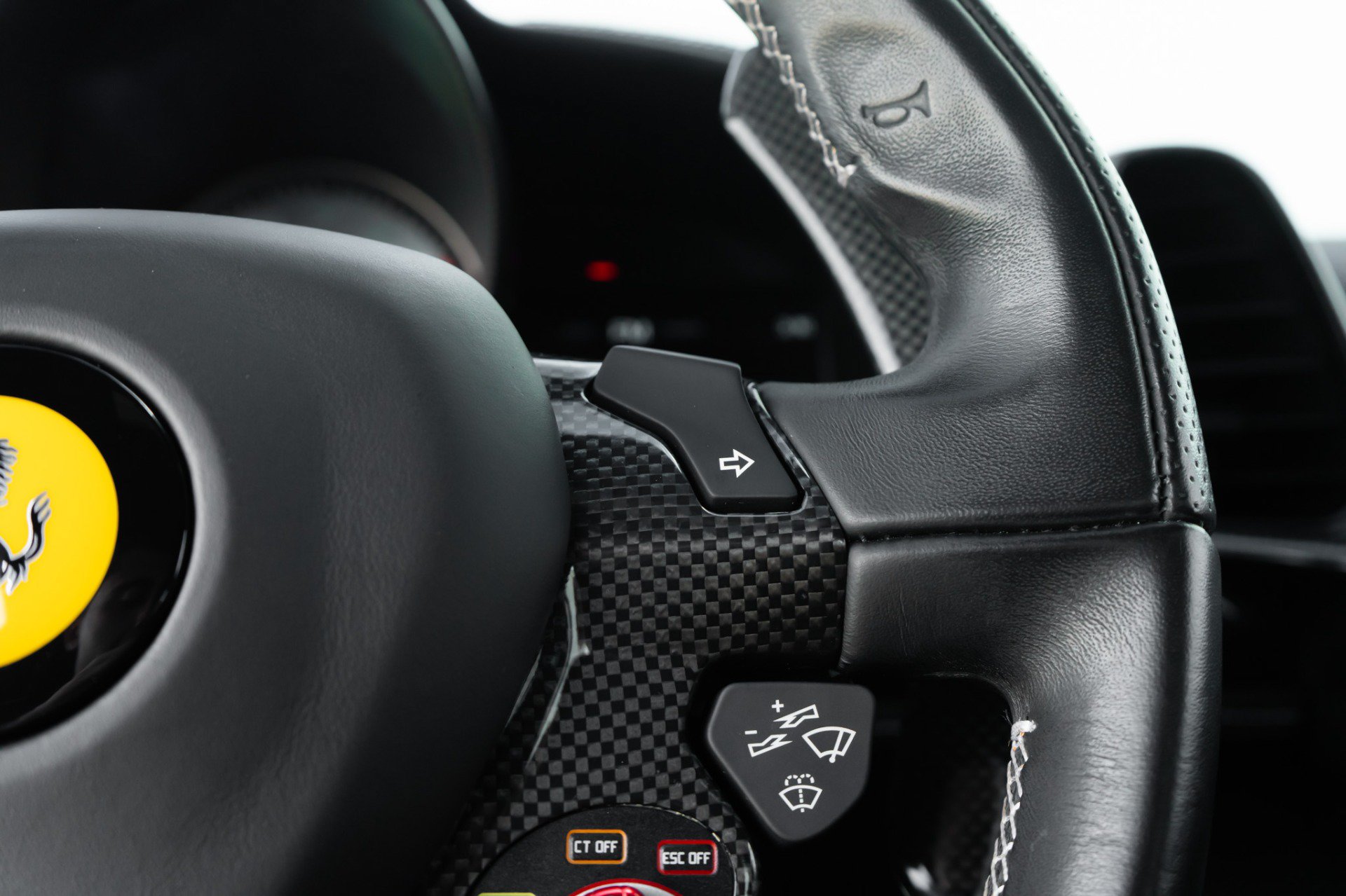 Used 2015 Ferrari 458 Speciale Coupe RWD image 32