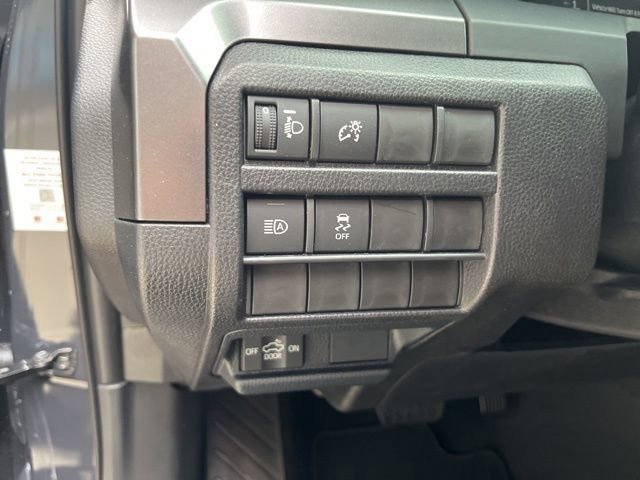 Used 2025 Toyota Tacoma SR5 image 44