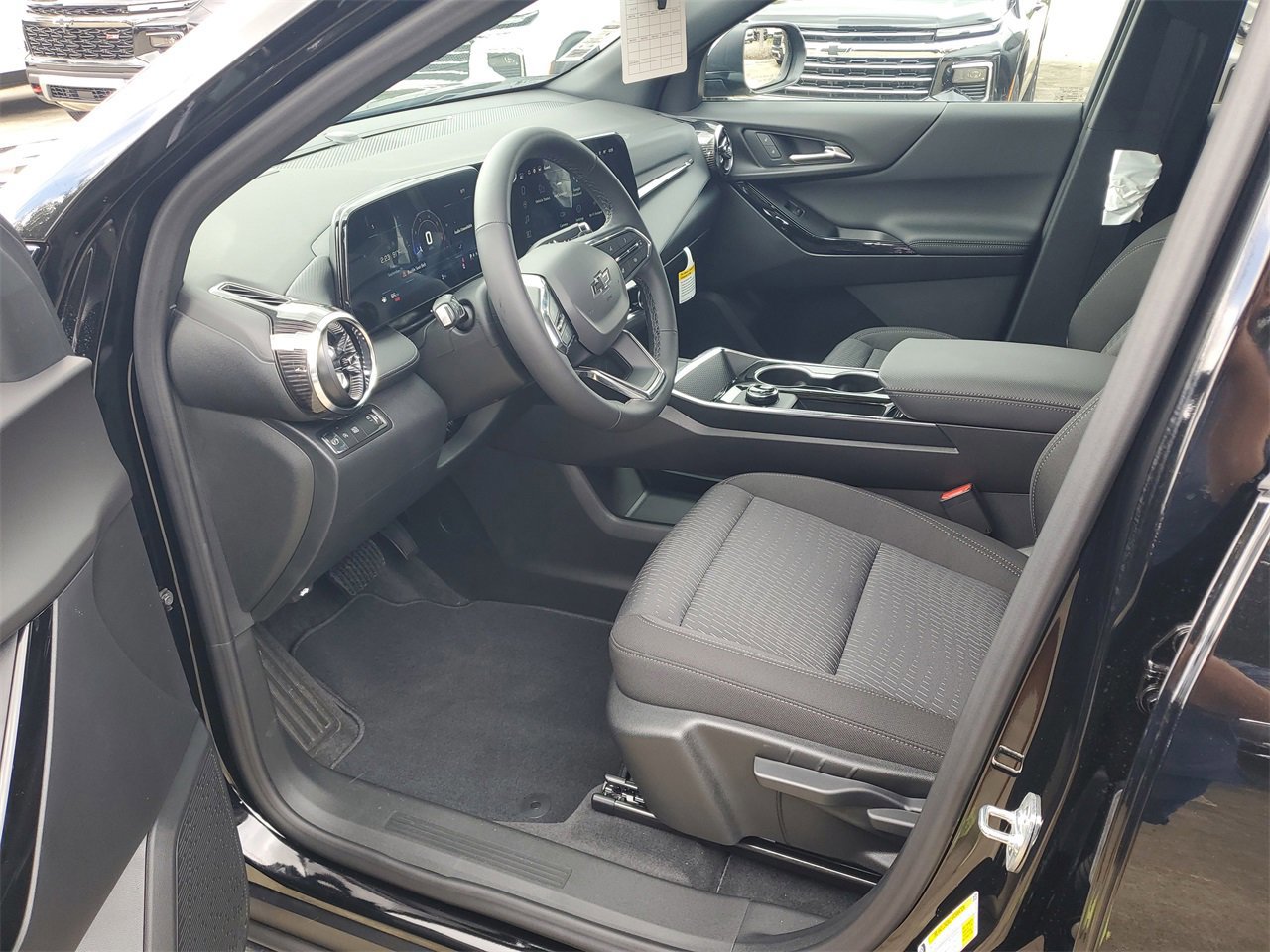 New 2026 Chevrolet Equinox LT w/ Midnight Edition image 15